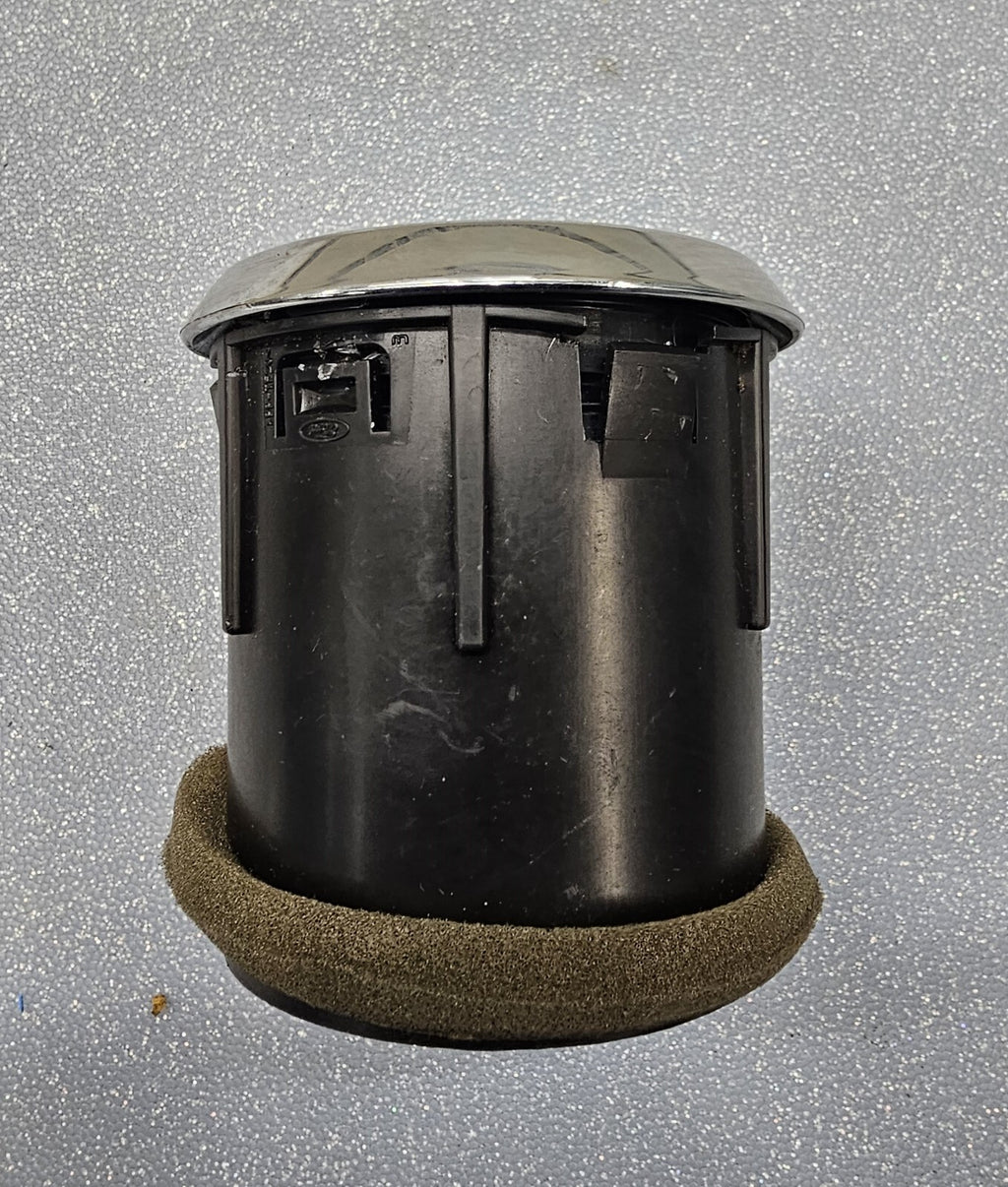 🔥05-09 MUSTANG CENTER DASH AIR VENT HEATER FILTER CONDITIONING TRIM OEM BLACK