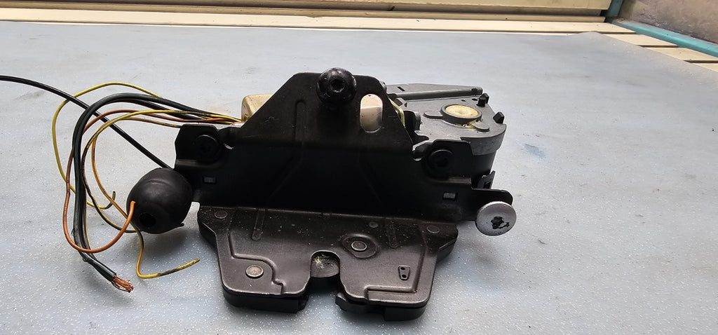 🔥00-06 BMW E53 X5 REAR UPPER LIFTGATE HATCH GLASS LID LOCK LATCH ACTUATOR OEM