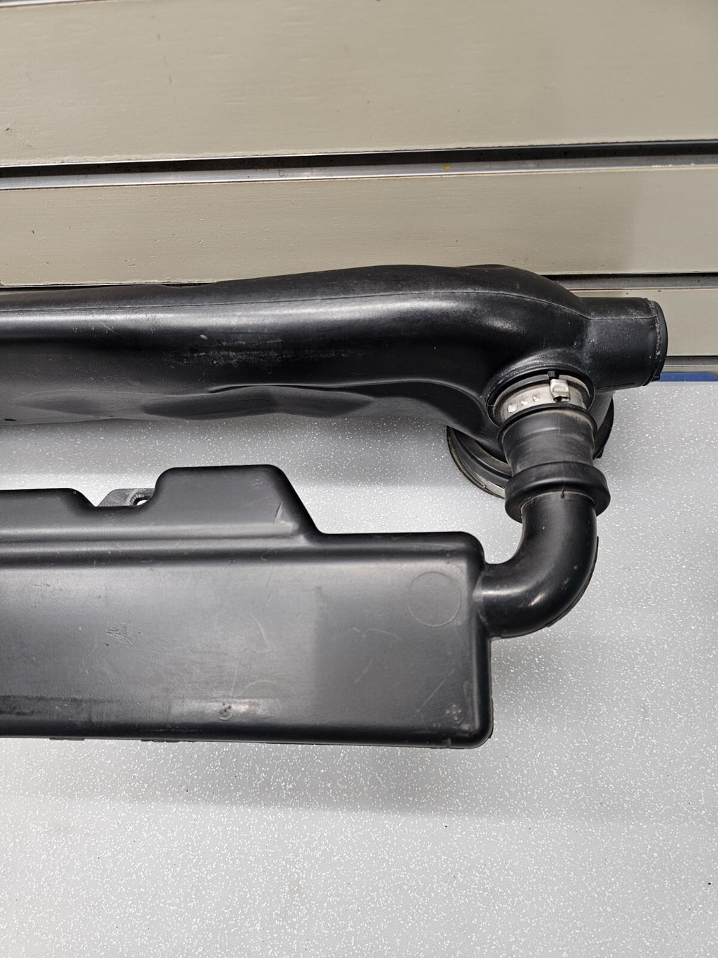 13-16 Dodge Dart 2.4L Engine Air Intake Cleaner Hose Mopar Duct Assembly OEM