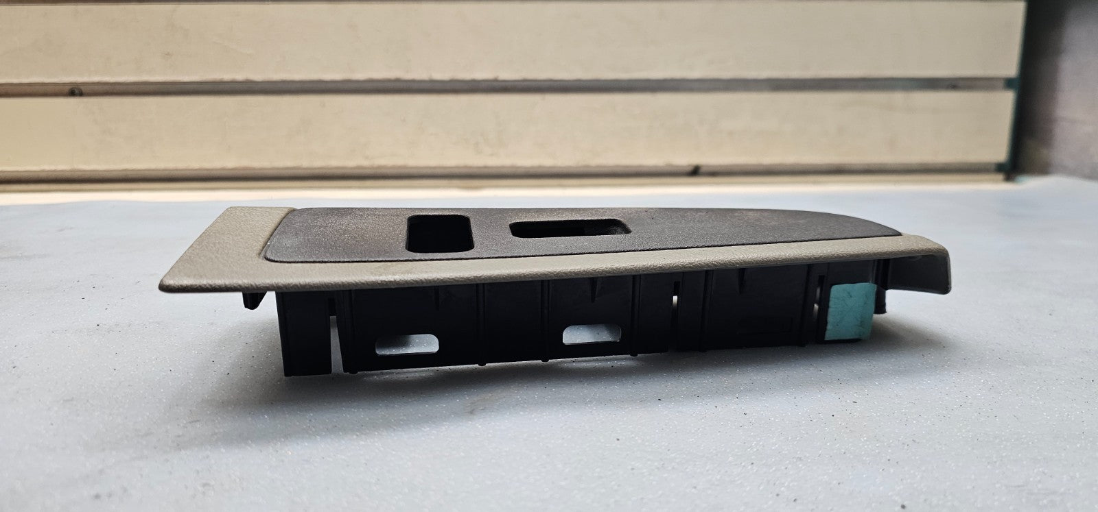 🔥03-06 Silverado SIERRA Door Window Switch FRONT RIGHT Passenger TAN/Black