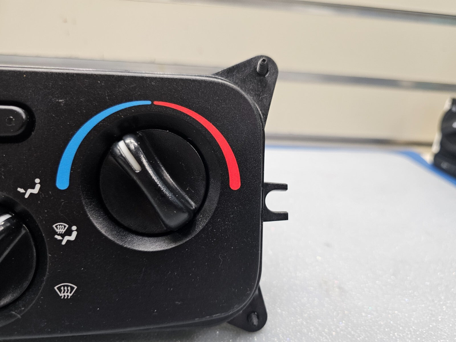 🔥04-07 Jeep Liberty DASH AC Heater Temperature CLIMATE CONTROL UNIT Conditioner