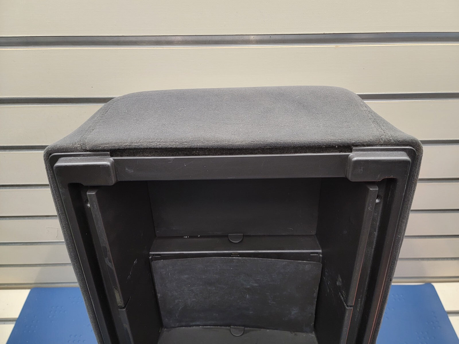 🔥07-13 SILVERADO SIERRA Center Console JUMP SEAT Armrest 3 CUP Holder Gray JS5