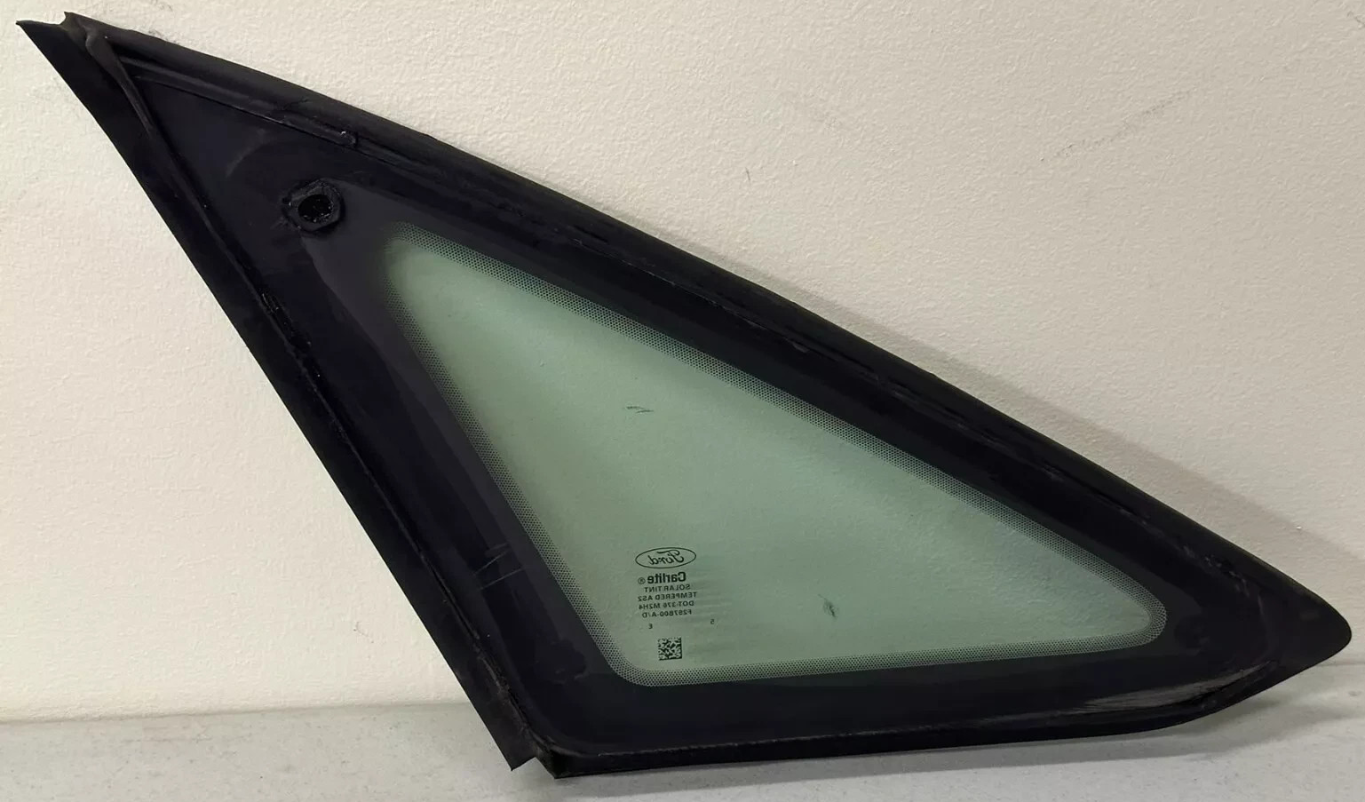 🔥12-18 Ford Focus Right Passenger Quarter Glass Window SEDAN black moulding 4D