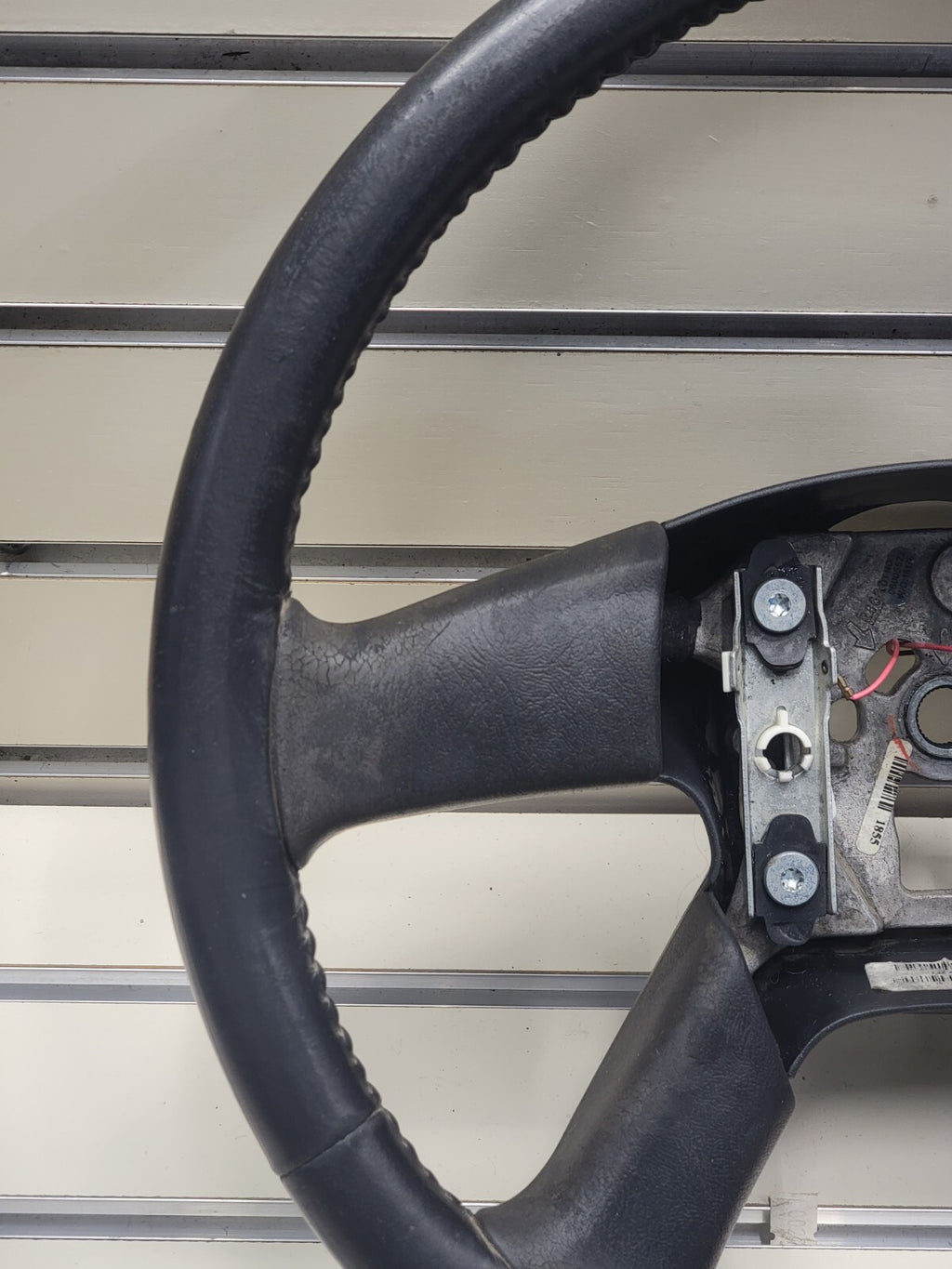 🔥03-06 SILVERADO SIERRA YUKON TAHOE SUBURBAN STEERING WHEEL LEATHER BLACK