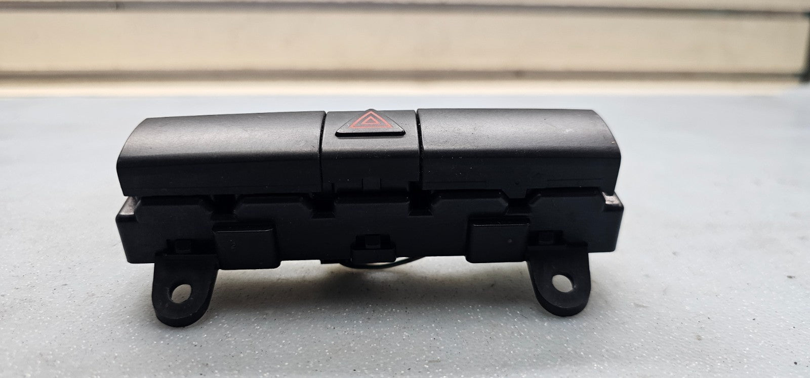 🔥07-09 Dodge Caliber Dodge Hazard Light Dash Flasher Switch Button Black
