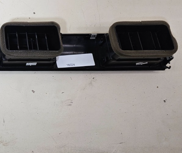 🔥05-09 Five Hundred Taurus Sable Interior Center Dash Panel Bezel Trim Wood