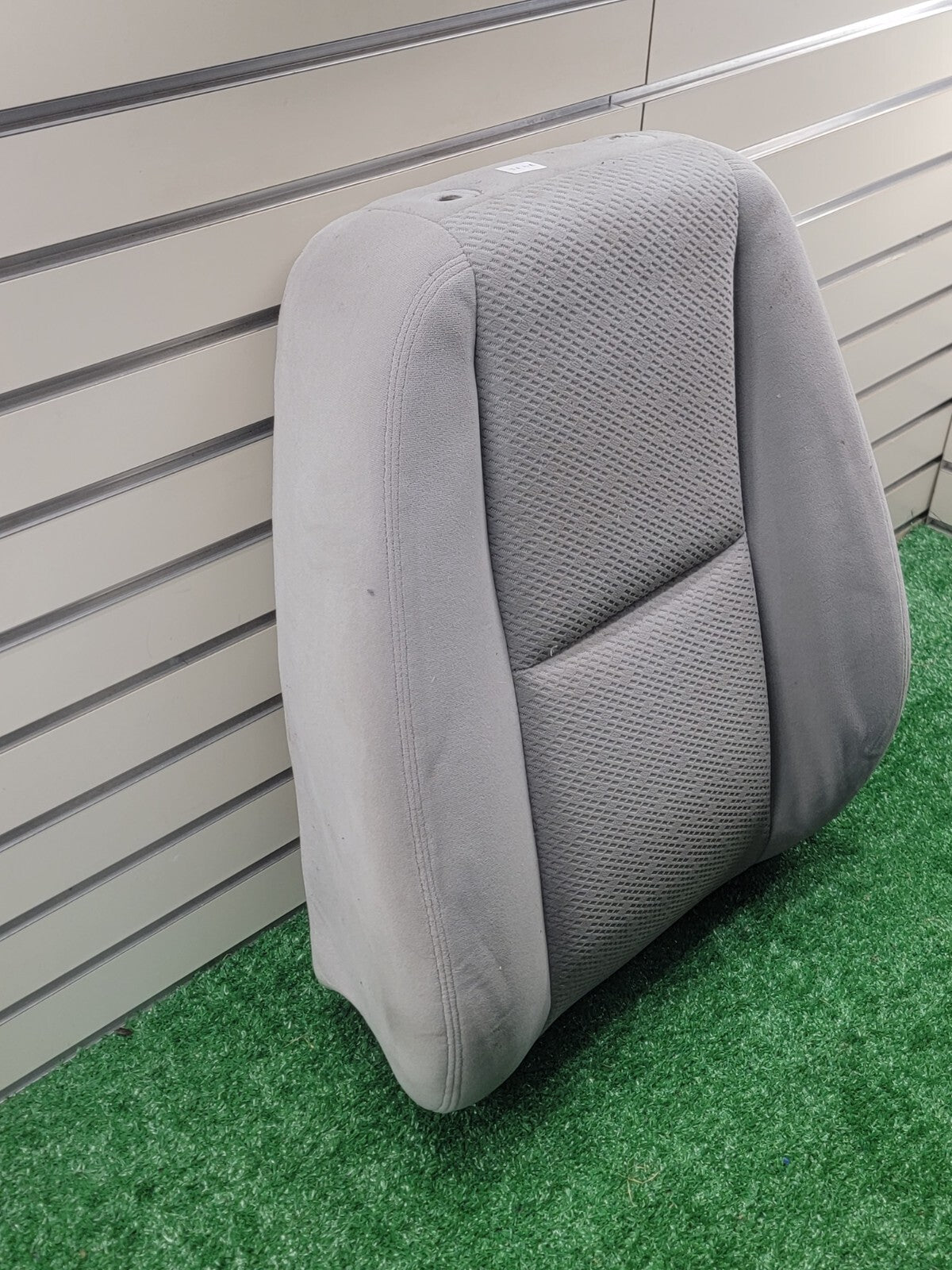 🔥07-13 GMC Sierra 1500 2500 3500 Seat rest cushion cloth front left gray V4