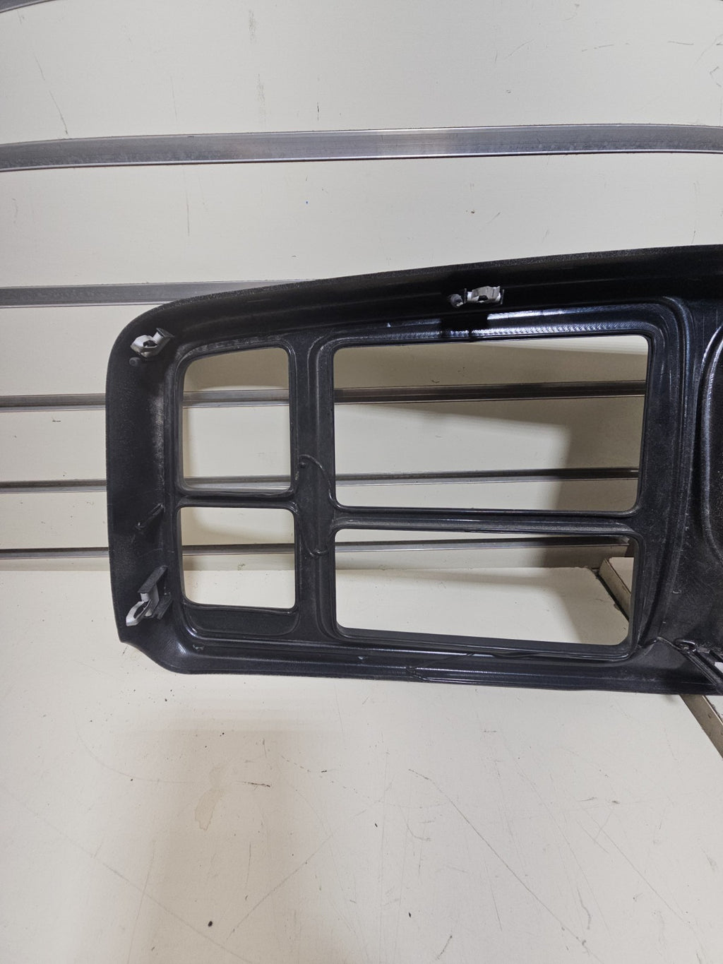 03-06 CHEVY GMC INSTRUMENT Cluster Speedo Dash Trim PANEL Radio Bezel LT TAN C5