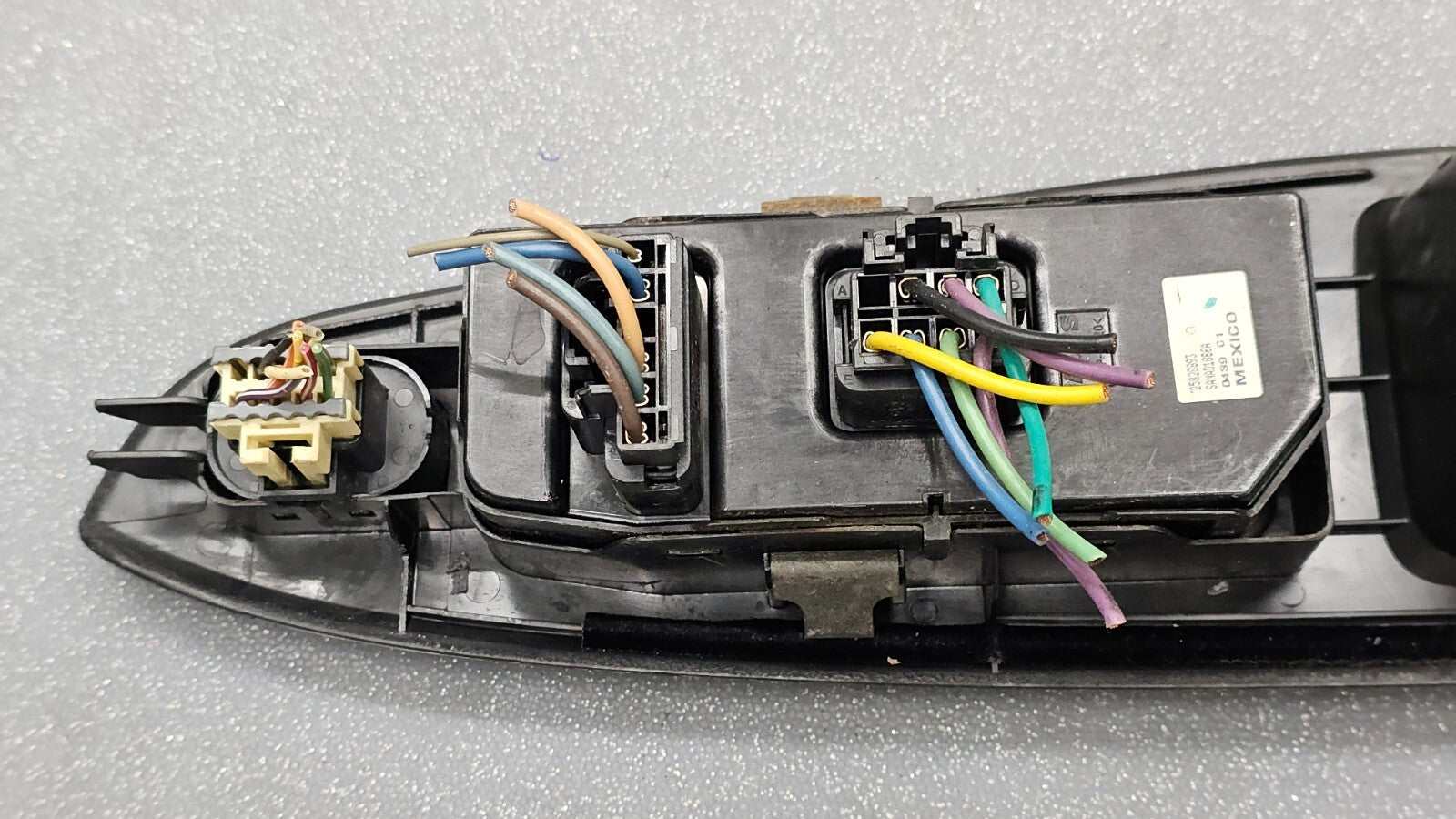 🔥09-16 CHEVY IMPALA LEFT DRIVER MASTER POWER DOOR WINDOW SWITCH BEZEL BLACK