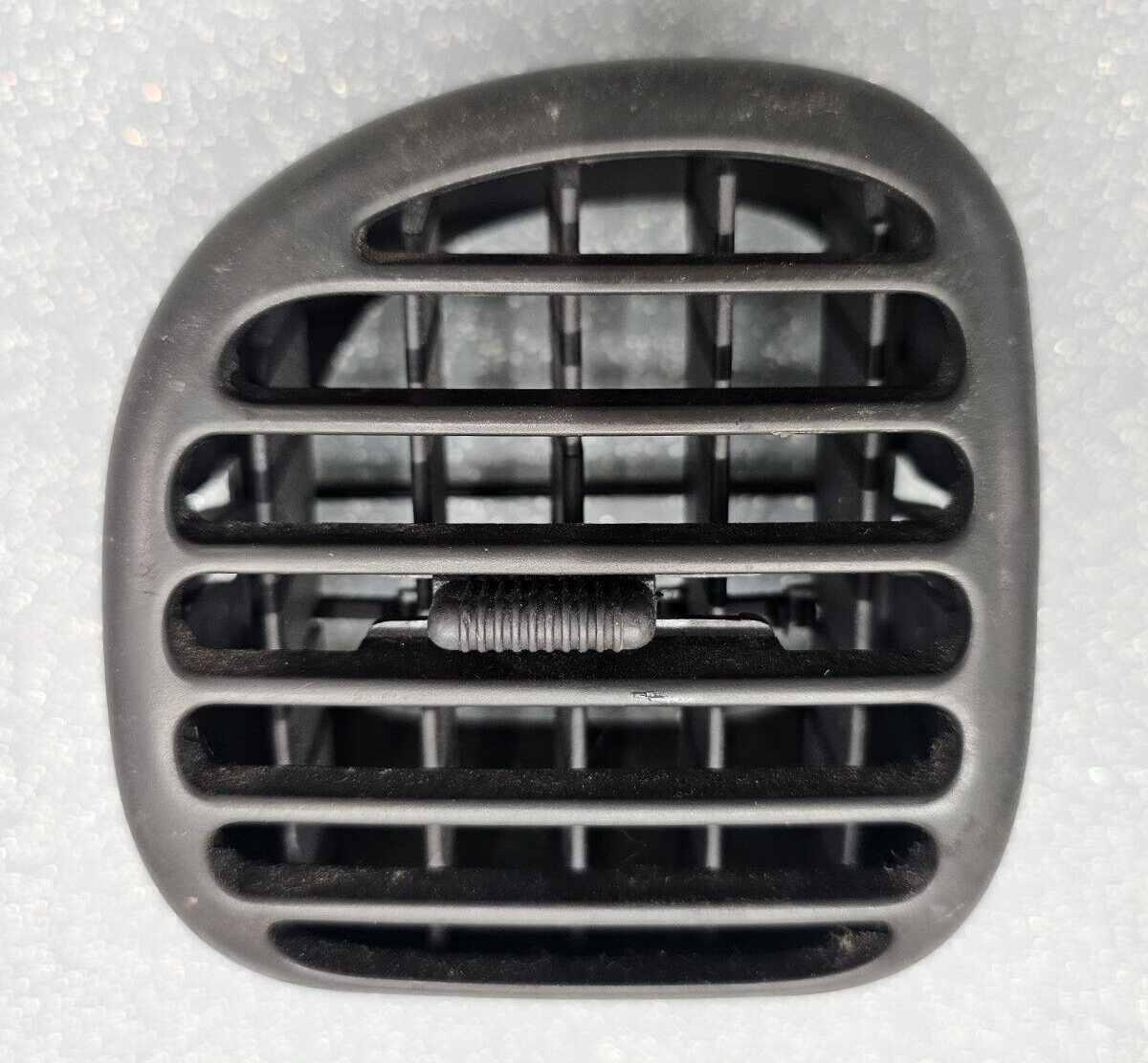 98-01 Dodge Ram Dash Right Passenger Heater Climate Air Vent Filter Conditioner