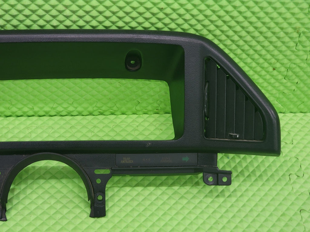 87-91 Ford F-150 F250 F350 BRONCO Dash CLUSTER Bezel Speedo Gauge Trim Black C11