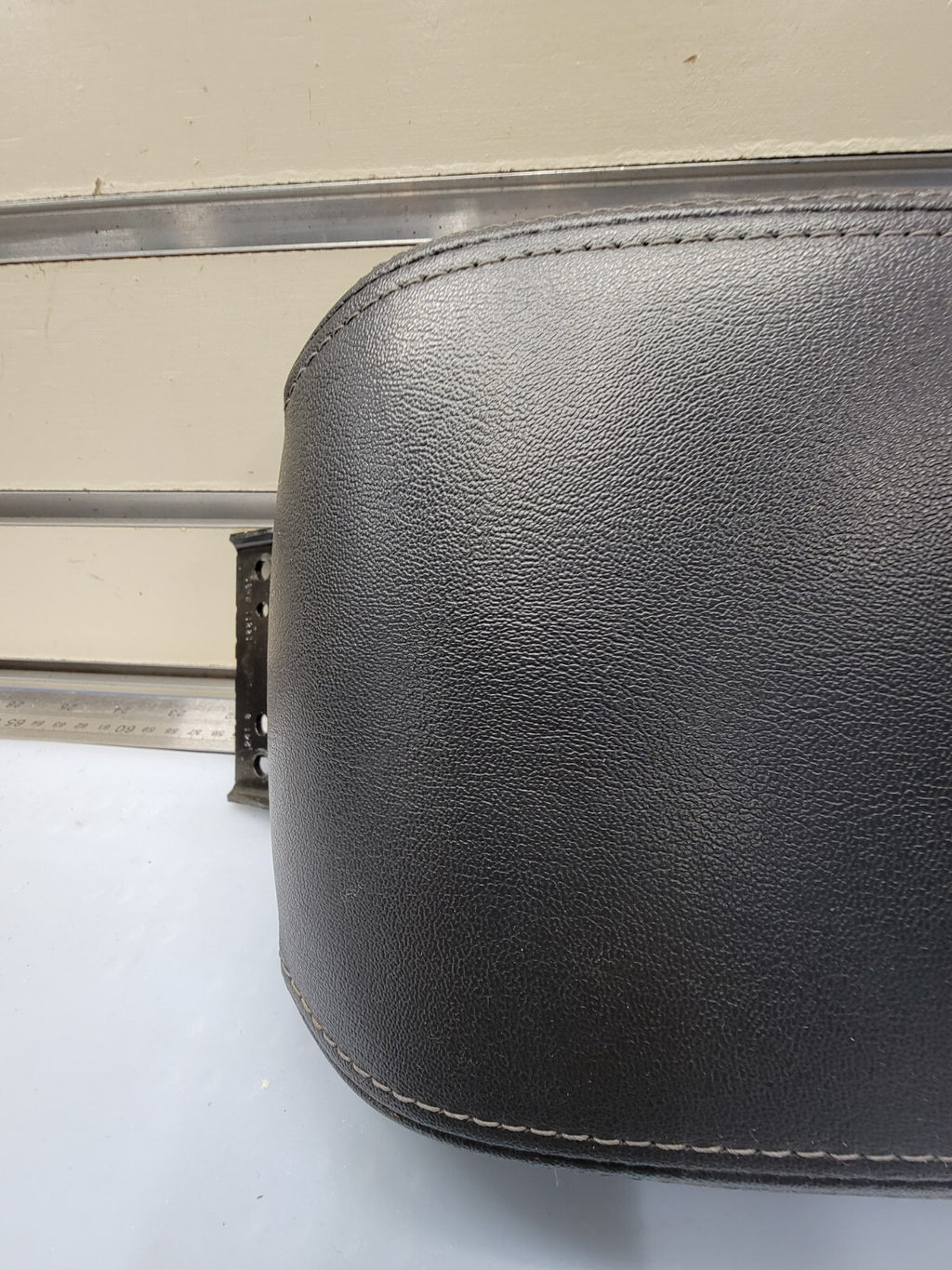 🔥2009-2013 Mazda 6 Center Console Arm Rest  Lid Cover  Black Leather OEM