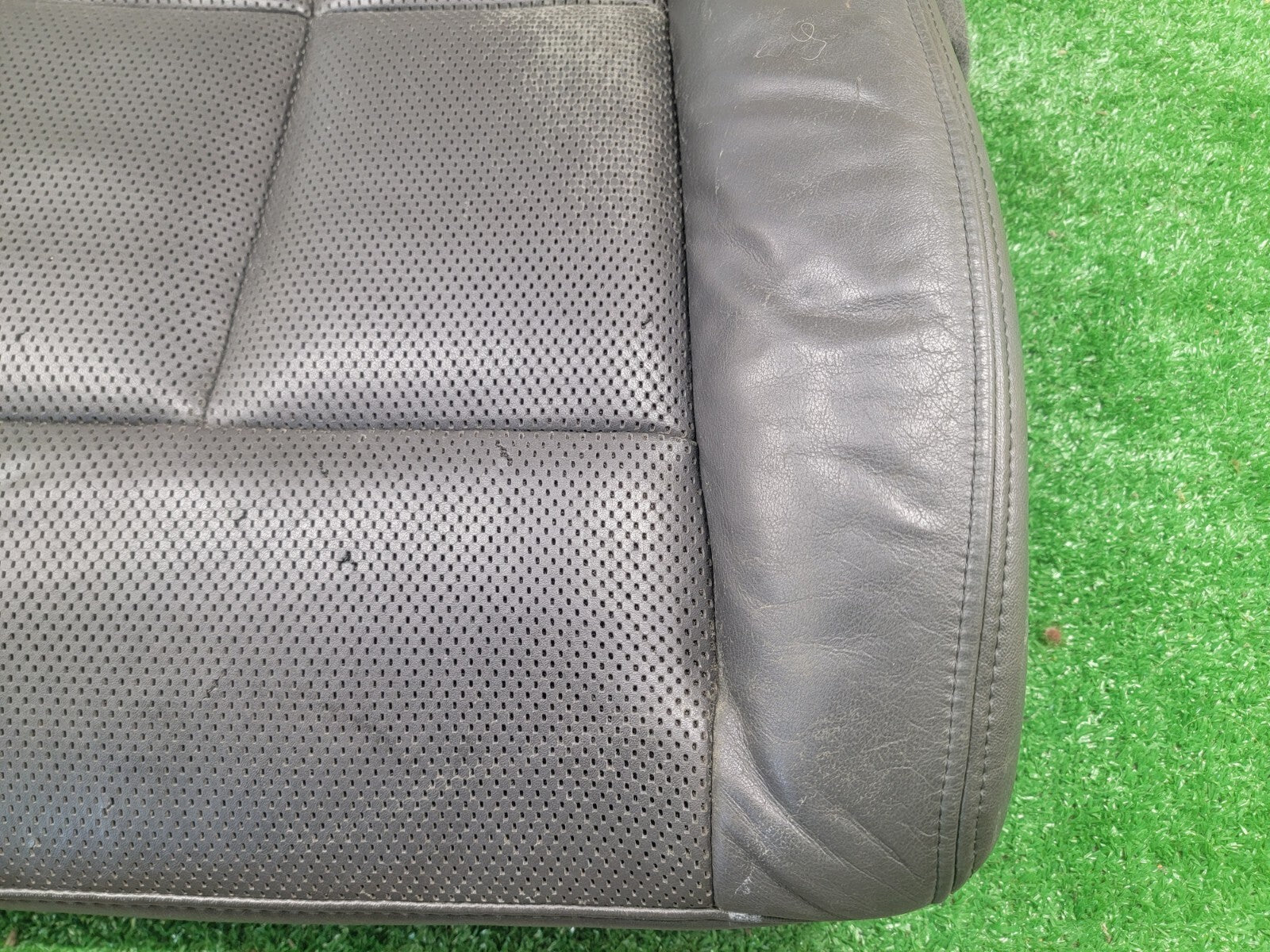 2007-2014 Lincoln Navigator Passenger Bottom Leather Seat Cover Gray