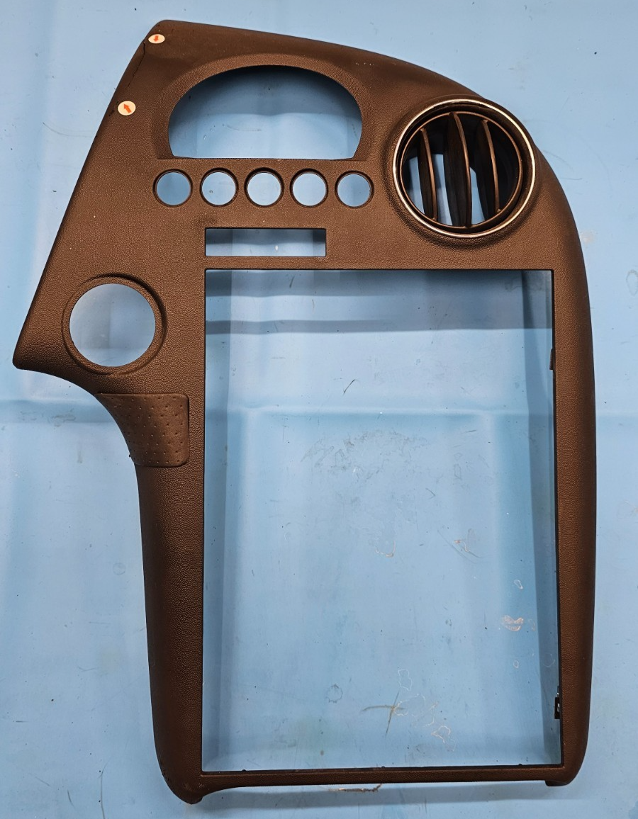 🔥04-08 Pontiac GRAND PRIX Center Dash RADIO BEZEL Trim w/3 BUTTONS Black B9