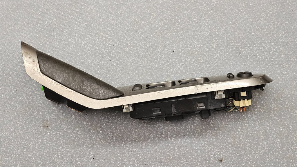 🔥05-08 Pontiac G6 Left Driver Master Power Door Window Switch Assembly SILVER