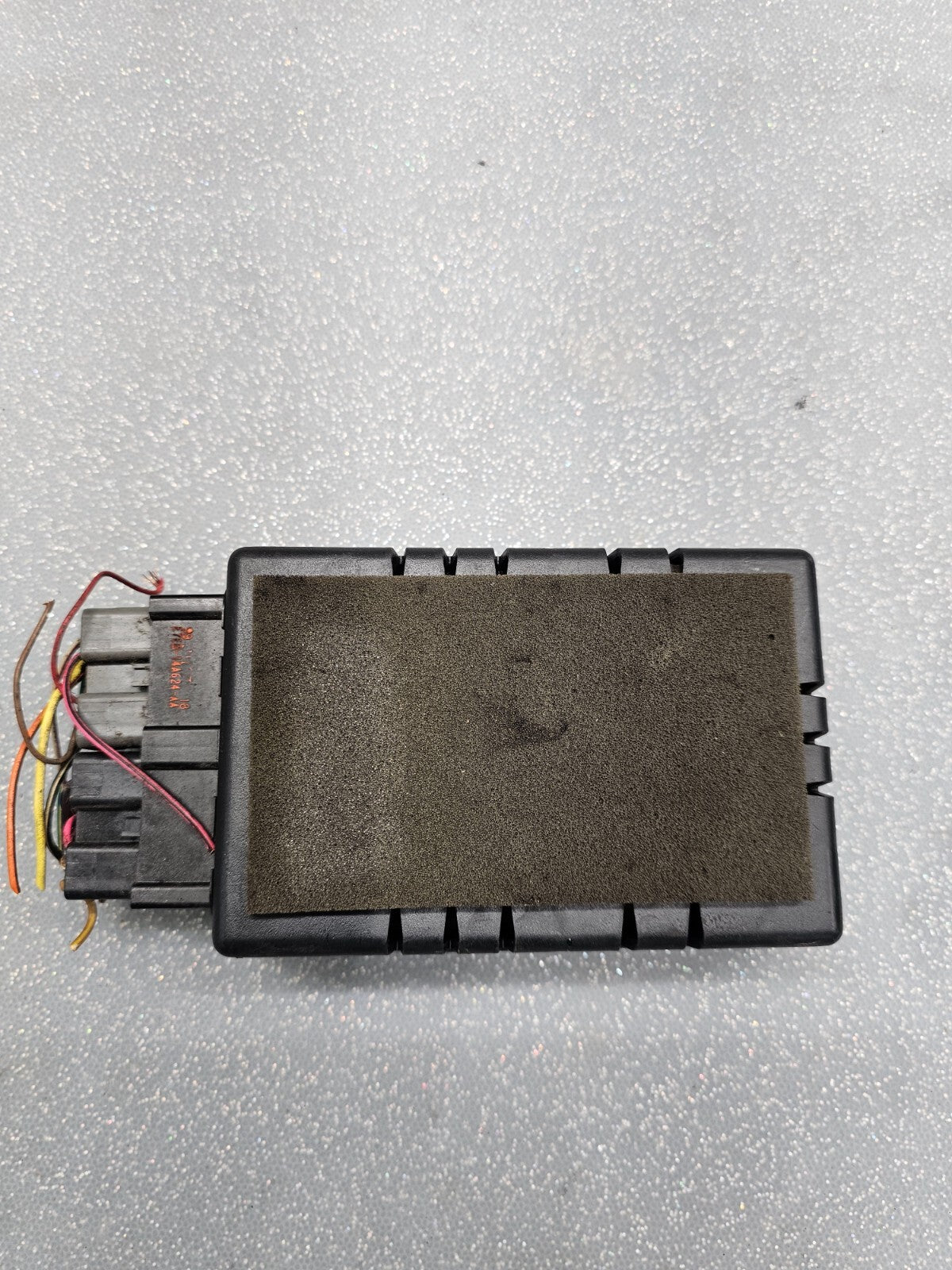 🔥1998-2002 Lincoln Town Car Air Ride Suspension Control Module Assembly
