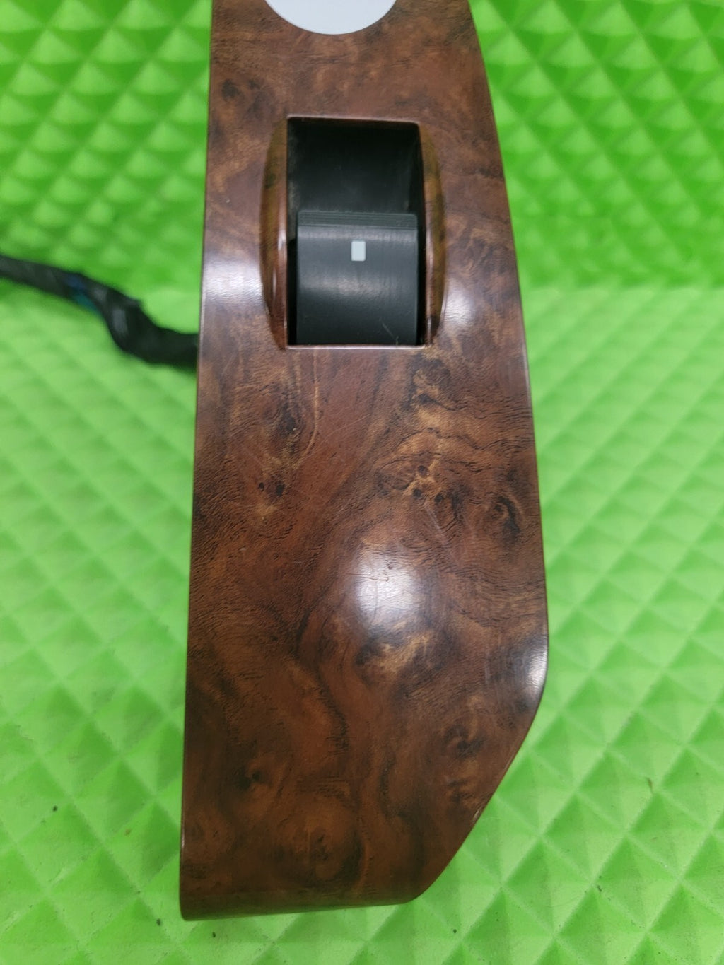 🔥07 - 13 Chevy saburban rear left Side Window Switch Bezel OEM WOODGRAIN WS5