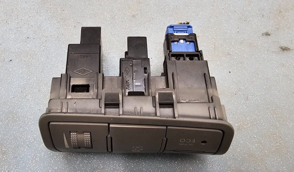 🔥2012-2017 Hyundai Accent OEM Dimmer Active ECO Traction Control Switch Silver