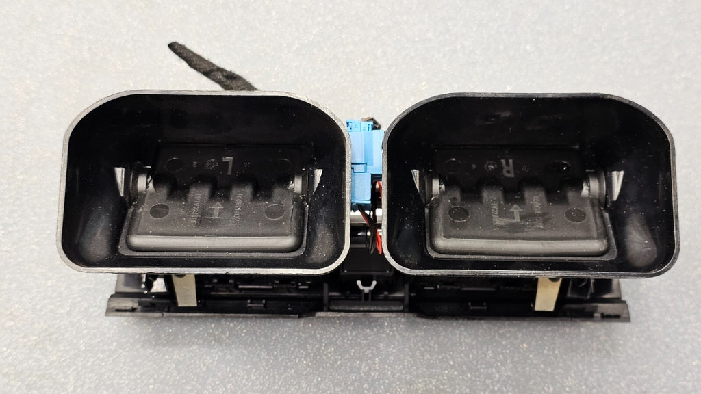 🔥08-11 Mercedes W204 C300 C350 Dash Air Vent Center Heater Conditioning Black