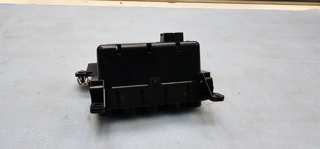 🔥04-08 PONTIAC GRAND PRIX 5 Button Info Display Screen Center Dash Bezel Switch