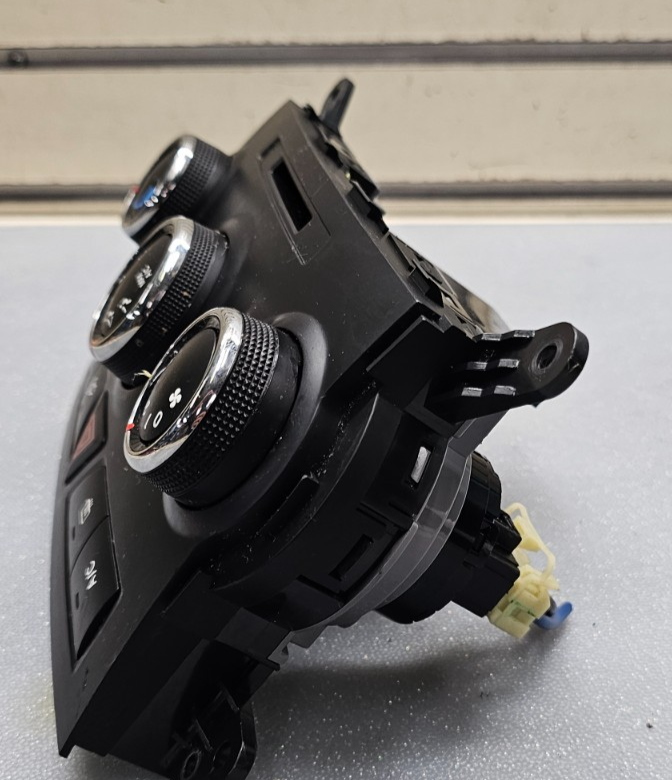 🔥11-13 KIA SORENTO A/C CLIMATE CONTROL GENUINE OEM USED PART