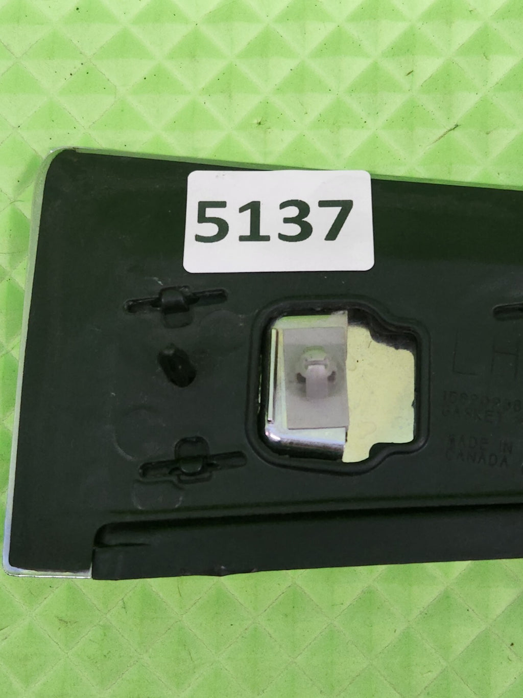 10-12 Cadillac SRX Front Right Turn Signal Marker Repeater Fender Mounted SILVER