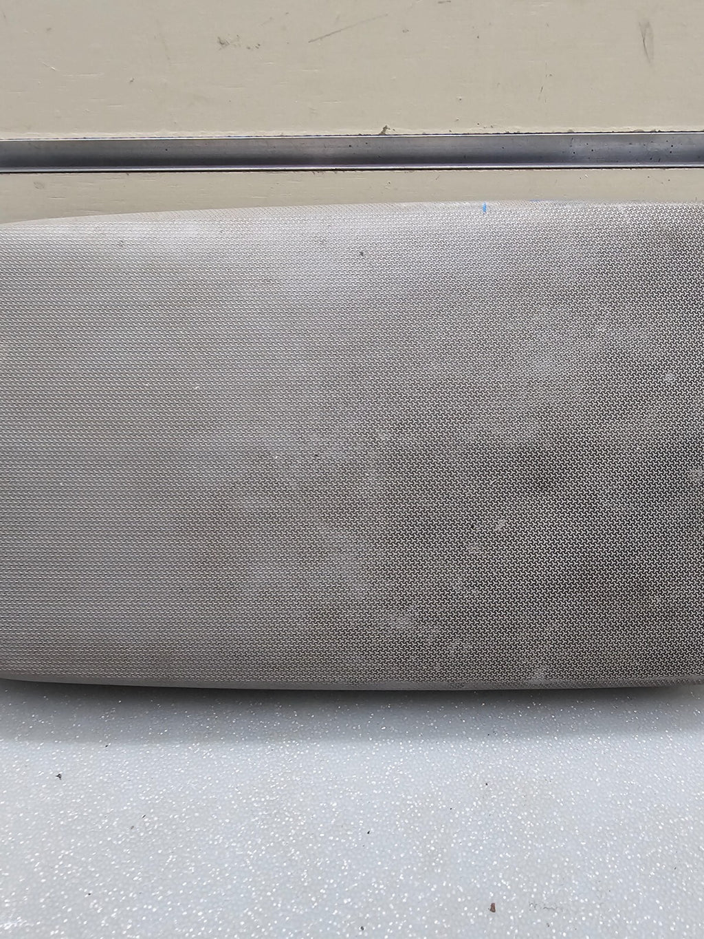 07-10 Chrysler Sebring Center Console Lid Armrest Storage Assembly Top Gray OEM