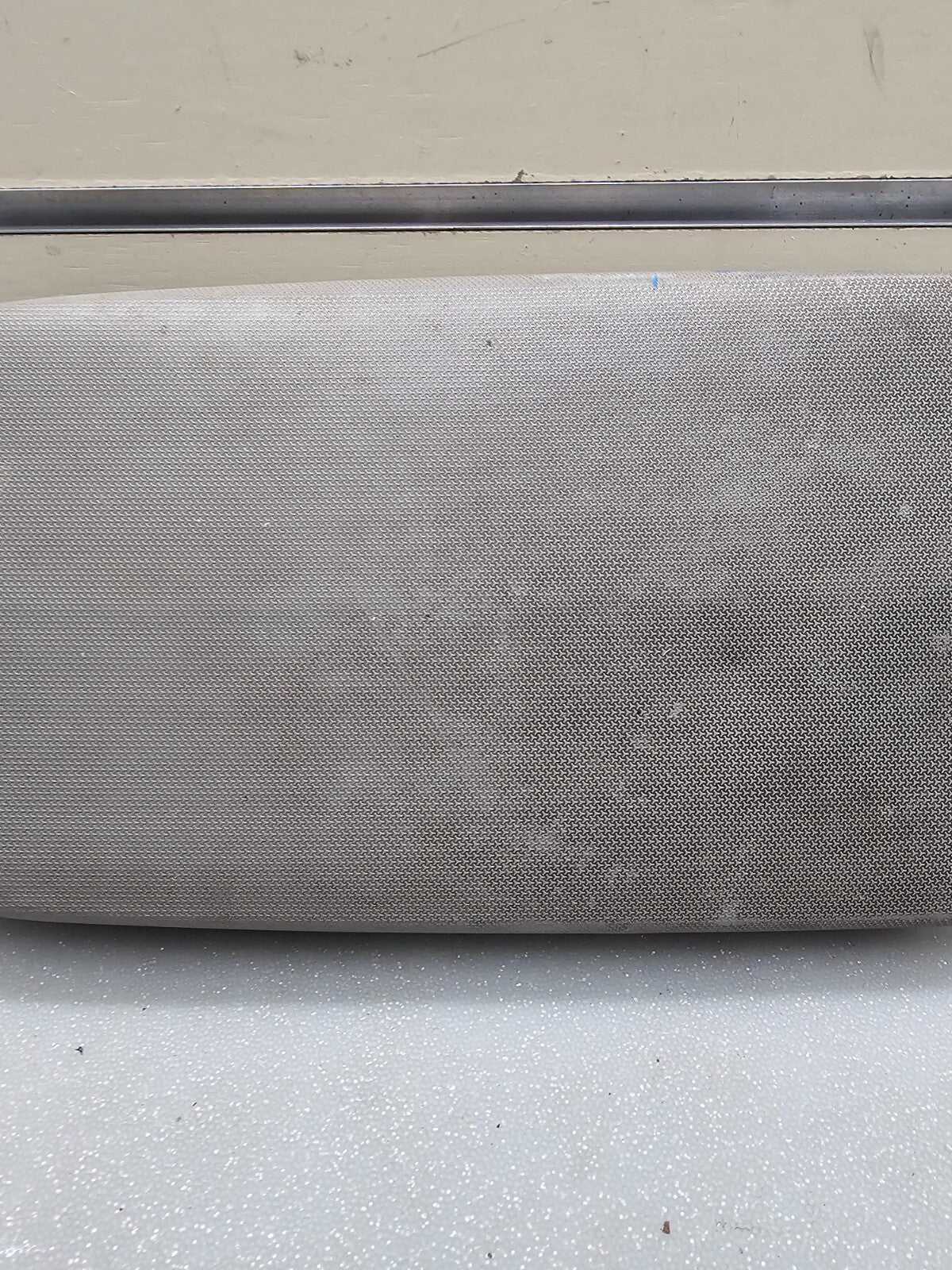 07-10 Chrysler Sebring Center Console Lid Armrest Storage Assembly Top Gray OEM