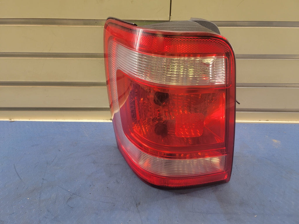 🔥08-12 Ford Escape left driver Side Rear Tail Light Lamp Assembly chrome OEM