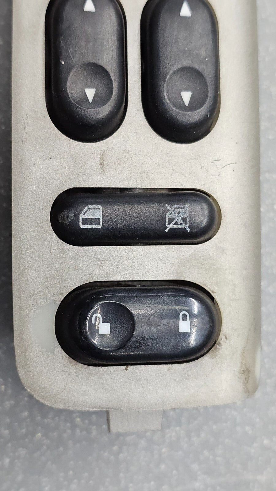 01-07 Escape Mariner Tribute Front Left Driver Master Door Window Switch LT Tan