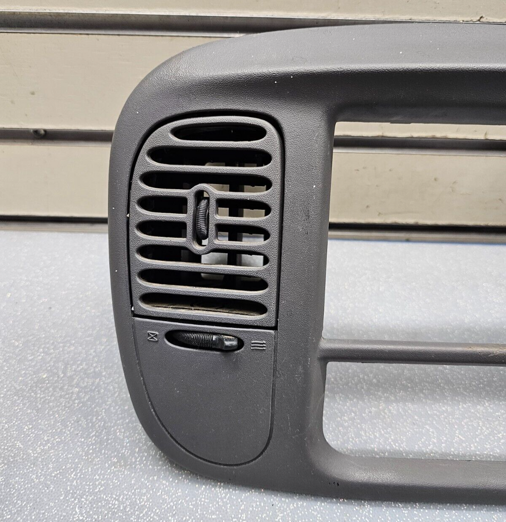🔥97-03 Ford F150 Center Dash AM FM Radio Climate Trim Stereo BEZEL Panel Gray