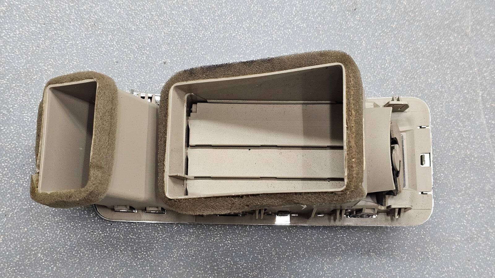 🔥08-12 Ford Escape Dash Left Driver Master AC A/C Air Vent Heater Panel Tan
