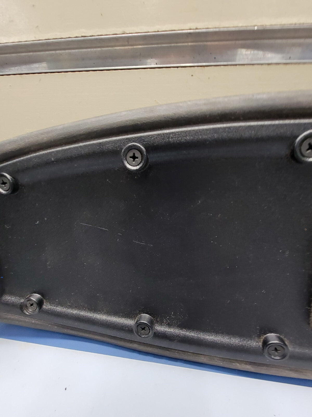 🔥2000-2007 FORD FOCUS CENTER CONSOLE LID ARM RESTER LID TBLACK