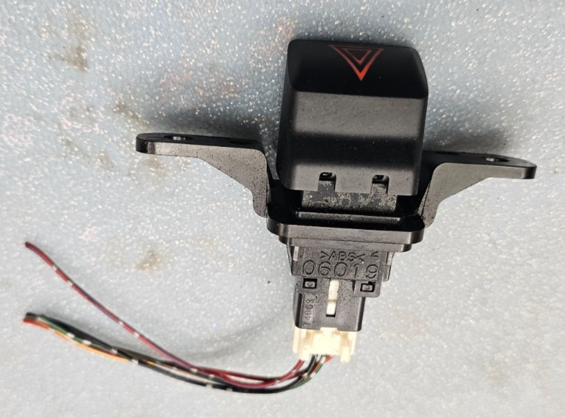 🔥07-13 Nissan Altima Hazard Emergency Warning Light Button Switch OEM