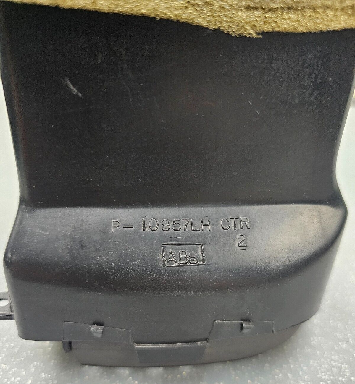 97-03 Ford F150 Expedition Center Dash Left Driver AC Air Vent Filter Heater Tan