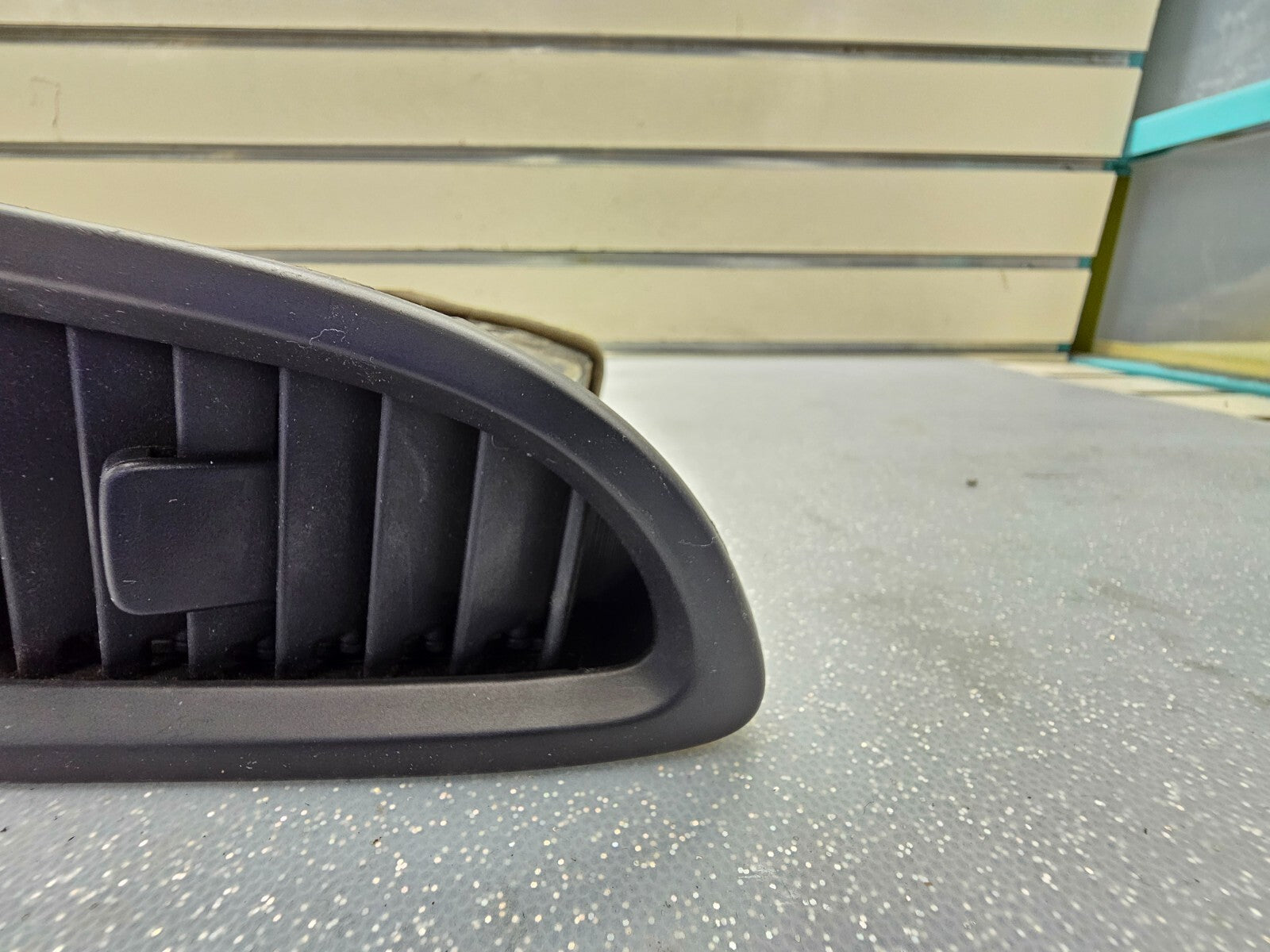 🔥2001-2004 NISSAN PATHFINDER DASH LEFT A/C AIR VENT HEATER FILTER CONDITIONER