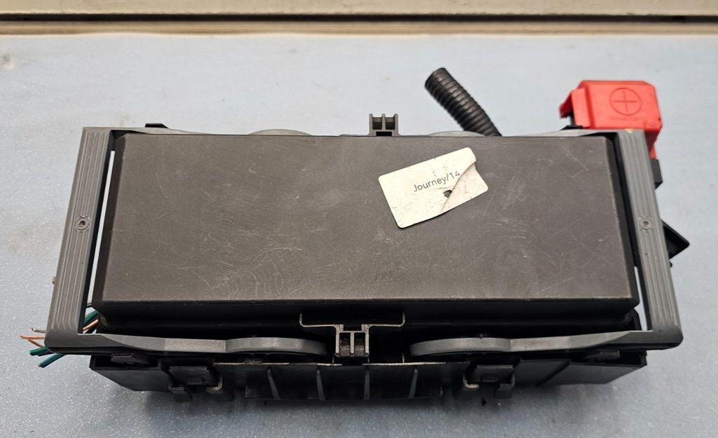 🔥2011-2015 Dodge Journey 3.6L Engine Fuse Box Relay Junction Module Unit OEM