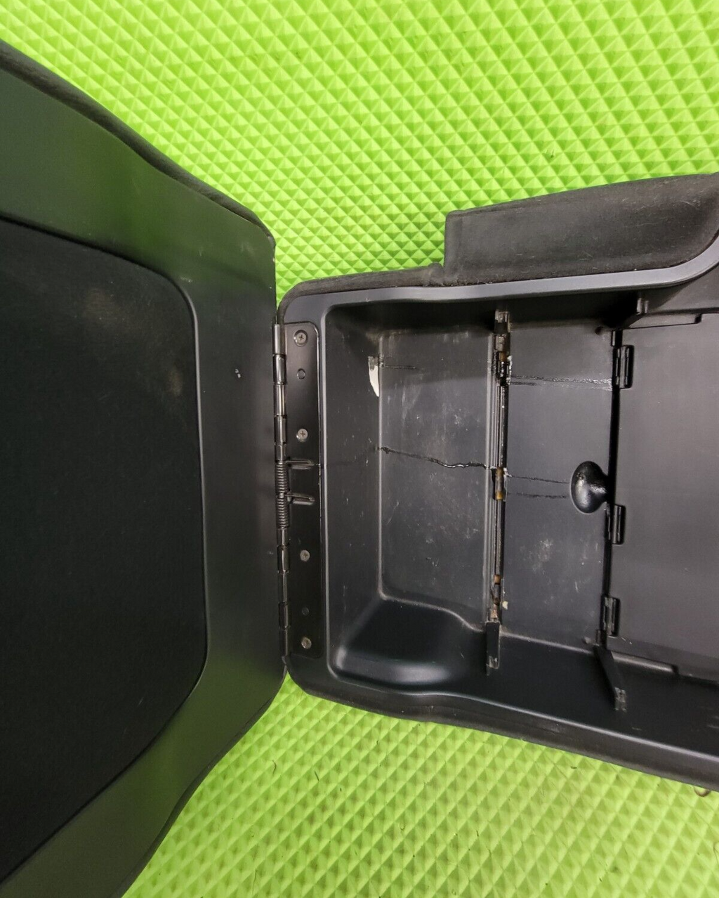 🔥2002-2008 Dodge Ram 1500 Jump Seat Console Arm Rest Storage OEM Black JS7