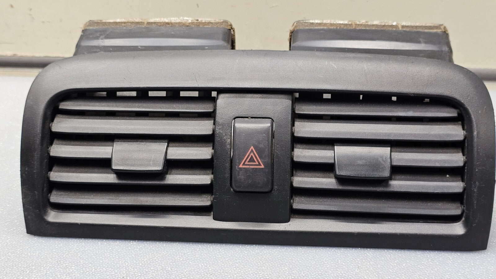 🔥00-04 Toyota Avalon Center Dash Air Vent Heater Conditioning  Black
