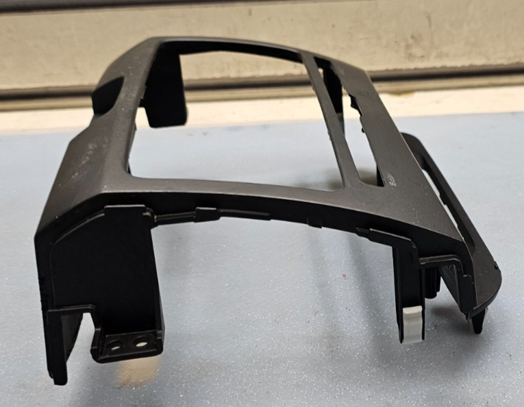 🔥11-16 KIA SPORTAGE Center Dash Radio Bezel W/ Hazard Bezel BLACK OEM