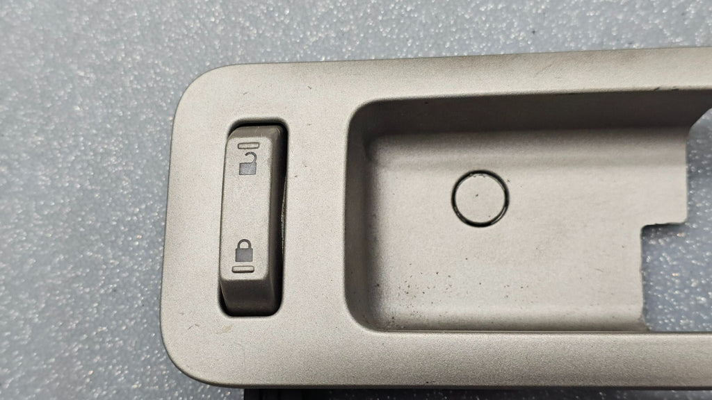 🔥06-09 Fusion Milan MKZ Front Right Passenger Door Handle Bezel Switch Silver