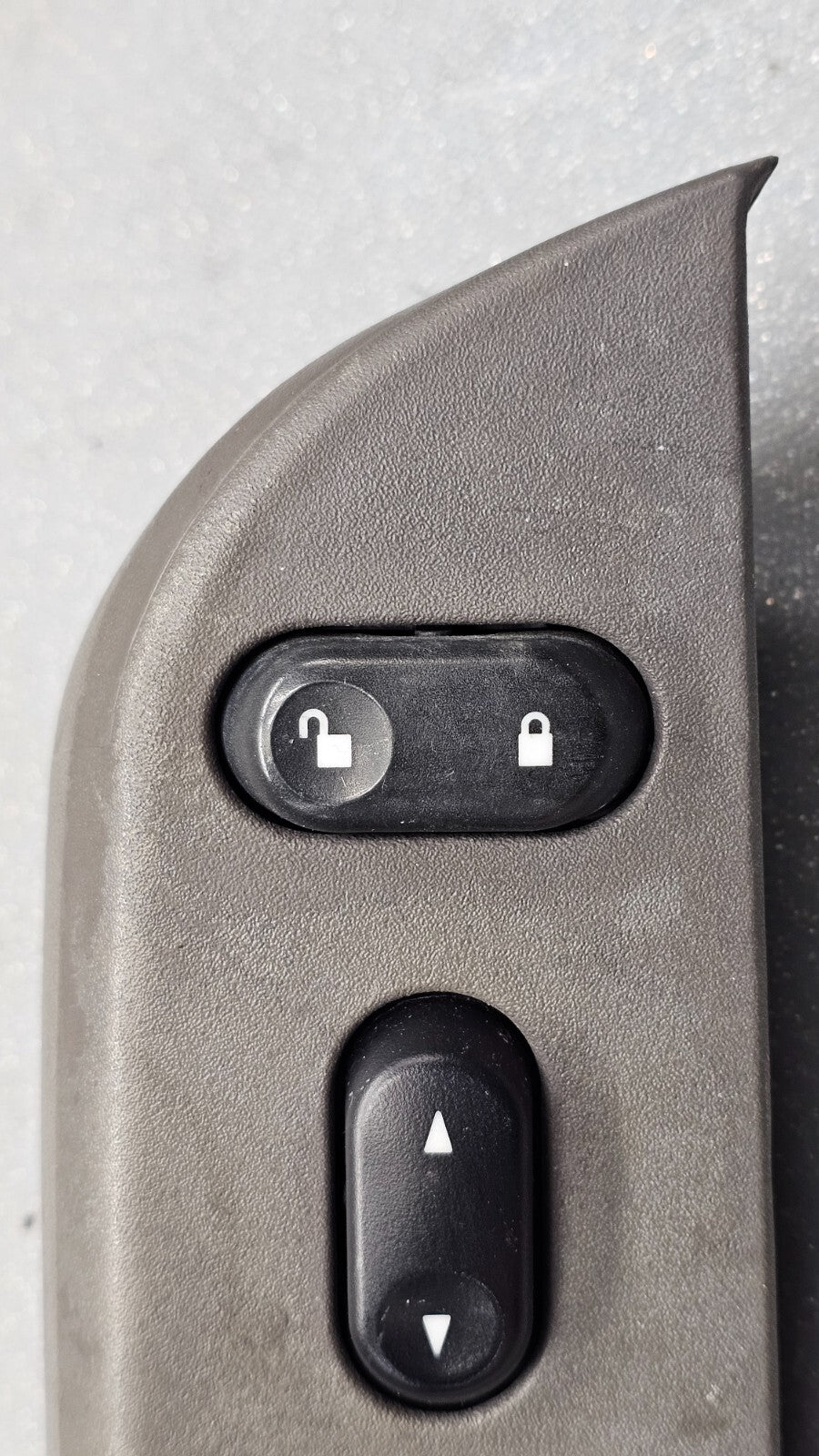 🔥02-05 Explorer Front Right Passenger Power Door Window Control Switch Gray