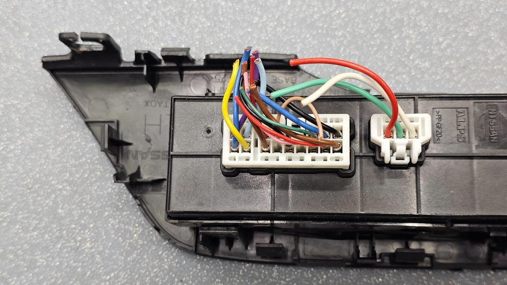13-18 Altima Left Driver Power Master Door Window Control Switch Assembly Black