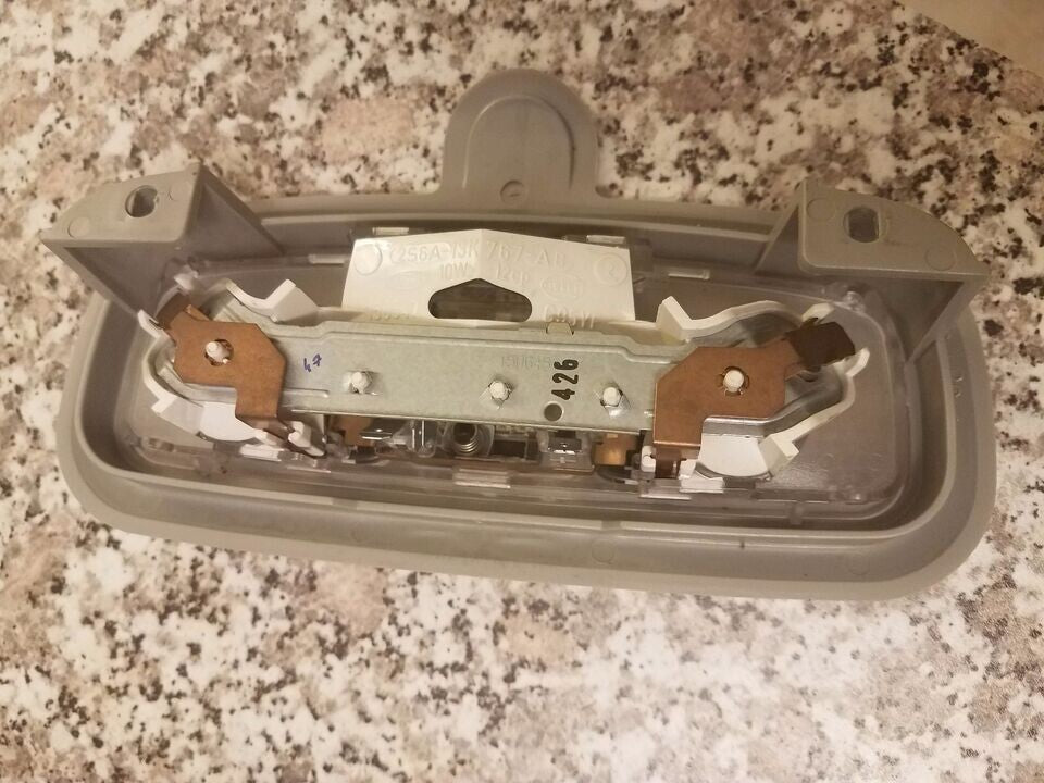 🔥00-07 Ford Focus Freestar Monterey Front Dome Map Light Lamp Overhead Assembly