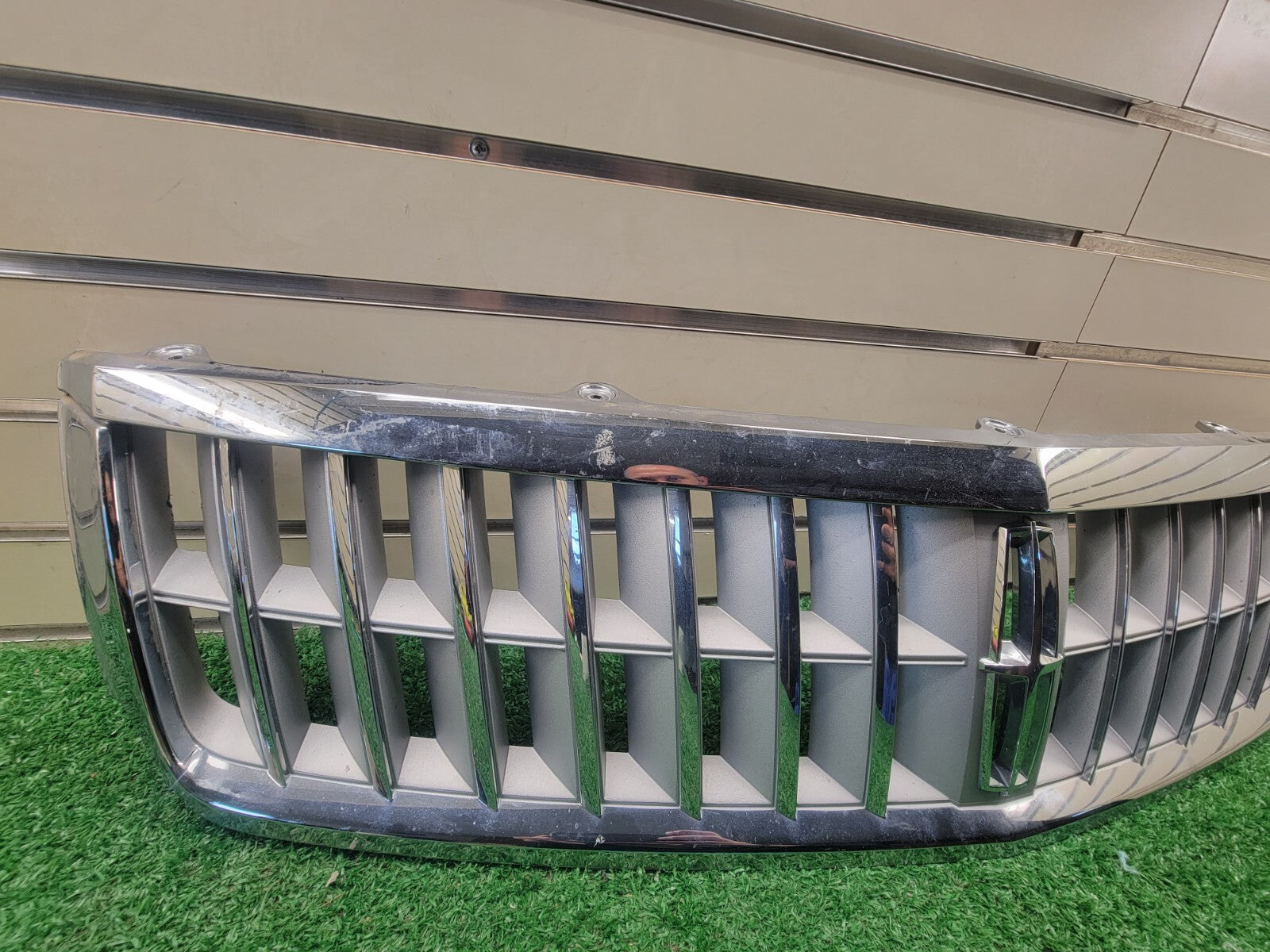 🔥2006-2009 Lincoln Zephyr MKZ Chrome Front Upper Grille Assembly W/EMBLEM OEM