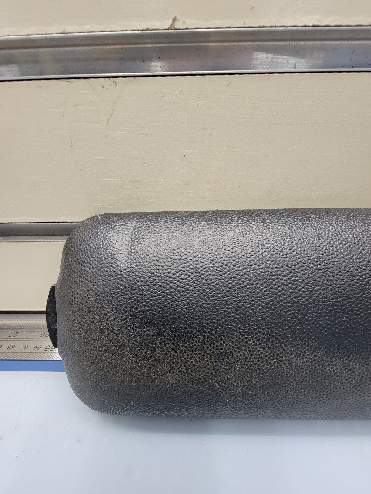 🔥2008-2011 FORD FIESTA Boomerang Center Console Lid Arm Rest BLACK