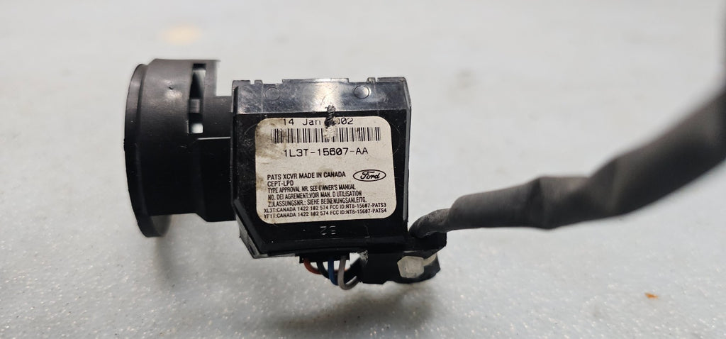 🔥99-02 FORD EXPEDITION F-150 STEERING COLUMN FRONT ANTI-THEFT PATS TRANSCEIVER