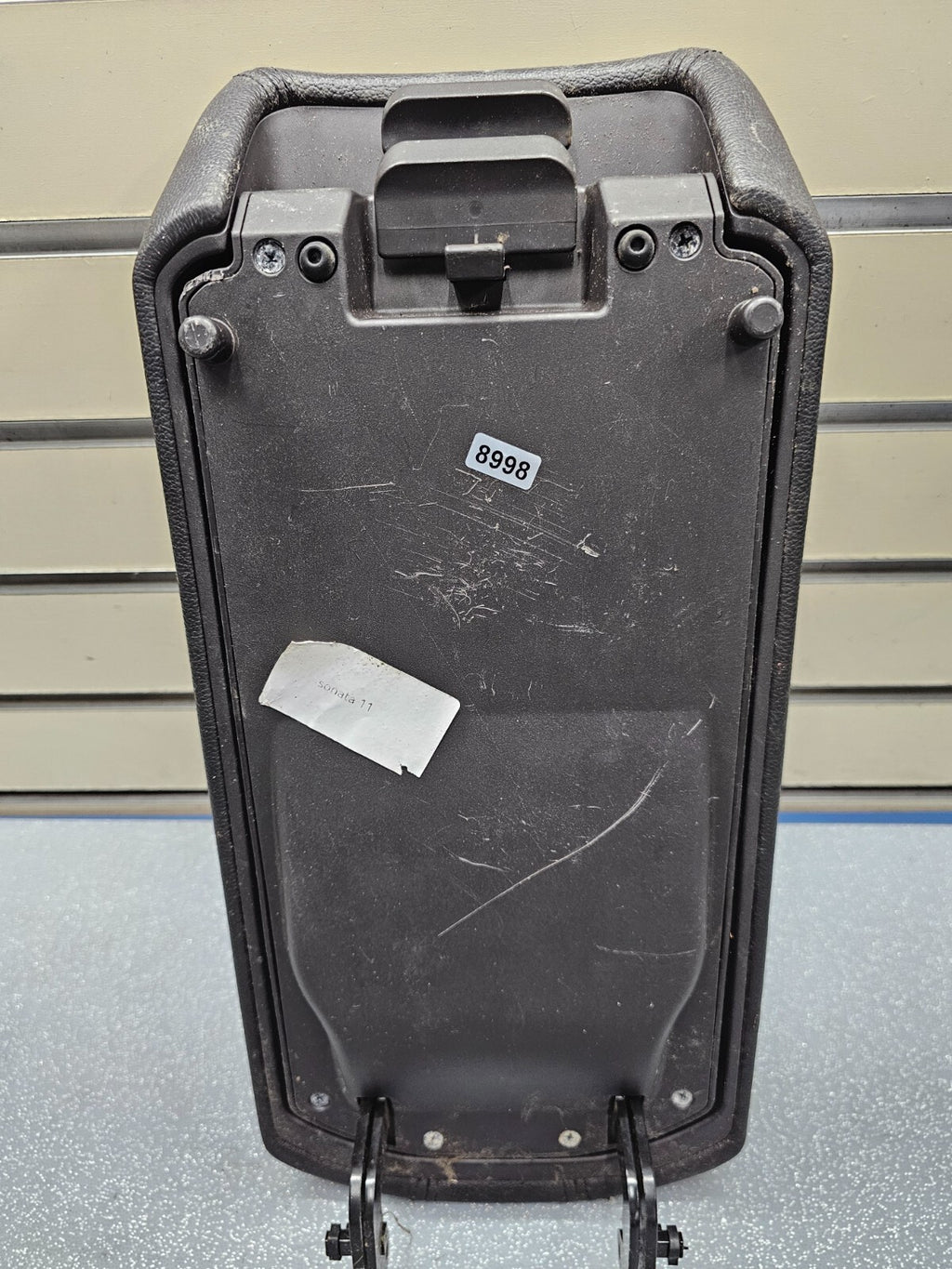 🔥11-14 HYUNDAI SONATA FRONT CENTER CONSOLE ARM REST LID COVER TOP PAD BLACK OEM