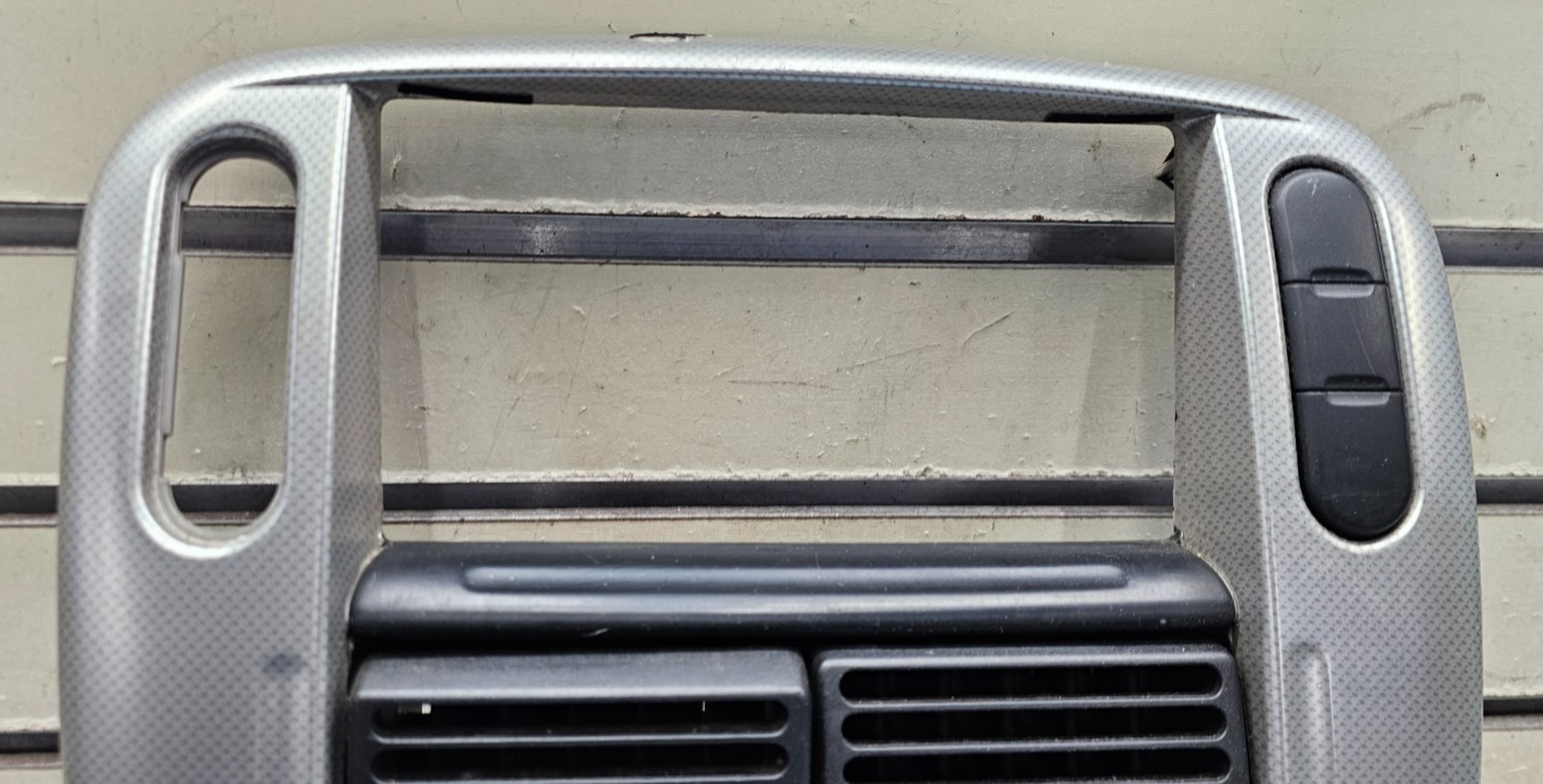 🔥02-05 FORD EXPLORER RADIO AUDIO CLIMATE TEMPERATURE CONTROL BEZEL TRIM SILVER