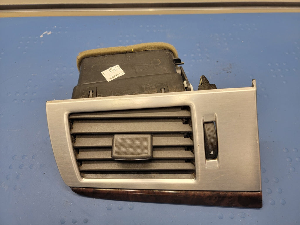 🔥2007-2013 CADILLAC ESCALADE DASH DRIVER LEFT SIDE AIR VENT
